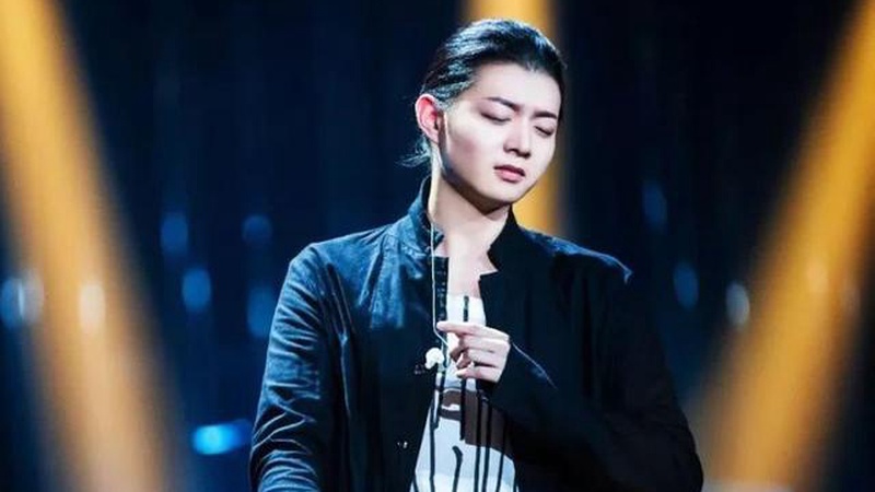 霍尊沉寂三年后西部公益植树支教古琴声中寻复出路径